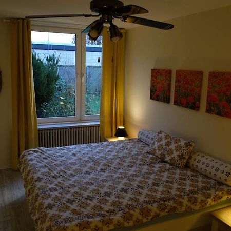 Ruhiges Haus Mit Privatem Garten Halstenbek Εξωτερικό φωτογραφία
