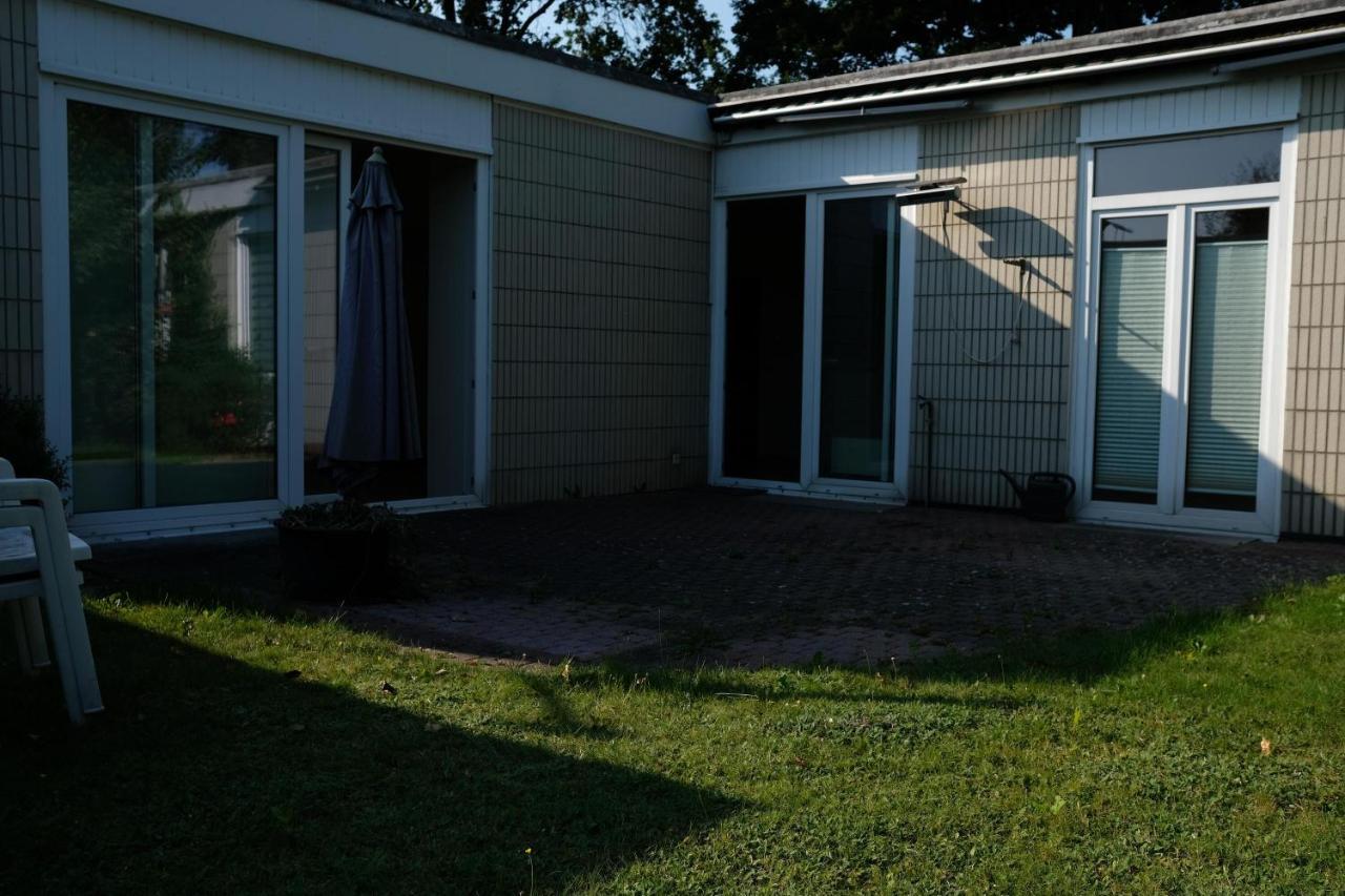 Ruhiges Haus Mit Privatem Garten Halstenbek Εξωτερικό φωτογραφία